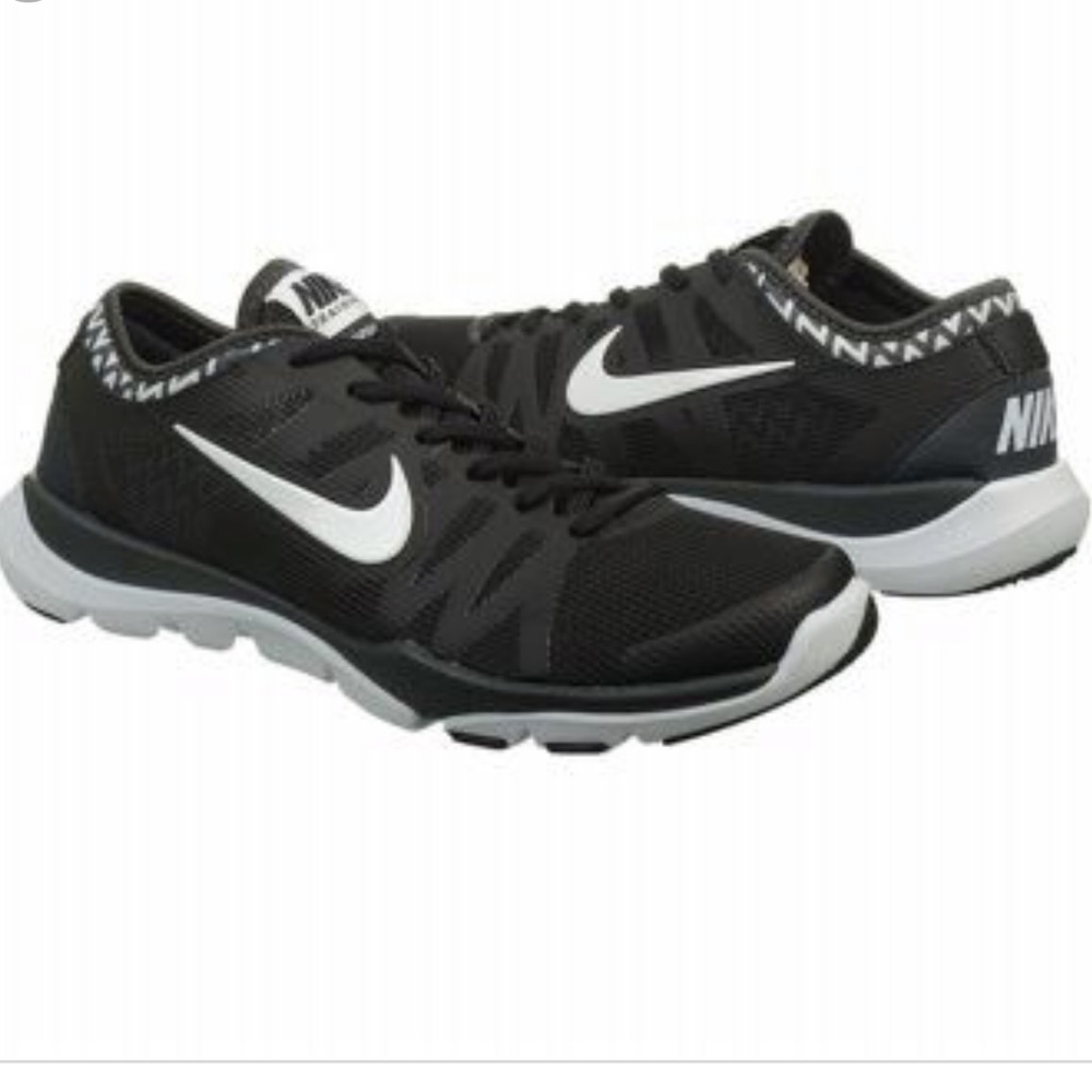 NIKE FLEX SUPREME TR3